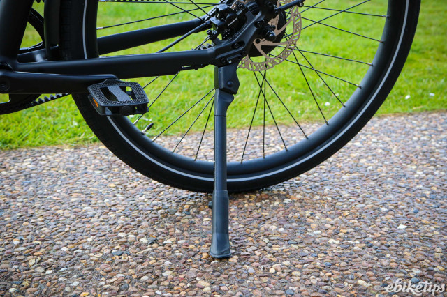 2024 Tenways CGO009 - kickstand.jpg