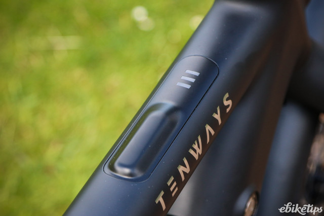 2024 Tenways CGO009 - top tube detail.jpg