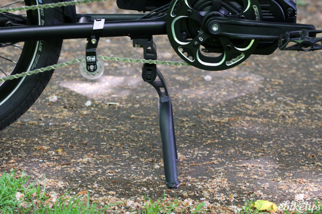 2024 ecobike Cargo - kick stand.jpg