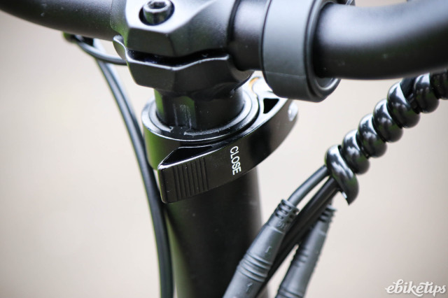 2025 Engwe LE20 - bar height quick release.jpg