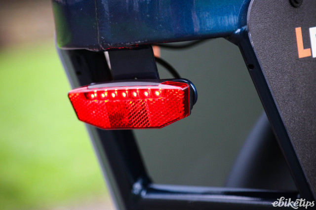 2025 Engwe LE20 - rear light.jpg