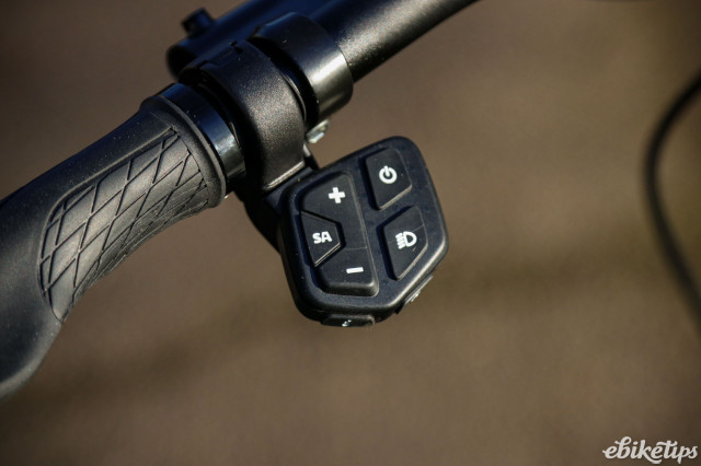 2025 Giant AnyTour E+ 3 - controls.jpg