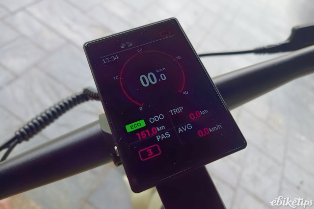 ADO Air 30 Ultra display.jpg