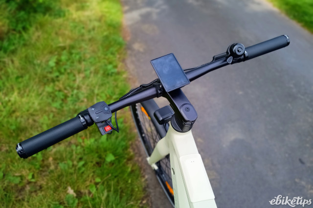 ADO Air 30 Ultra handlebars.jpg