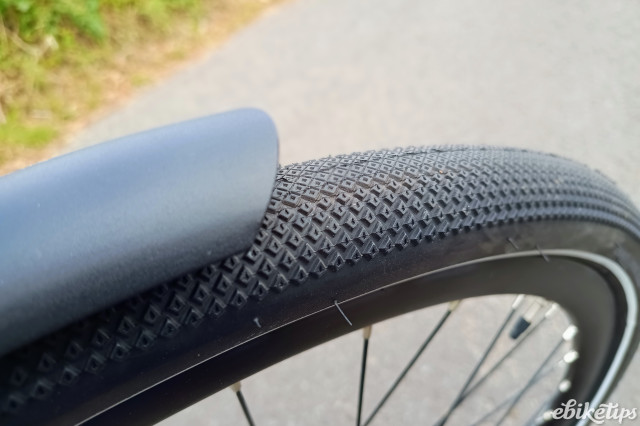 ADO Air 30 Ultra tyre.jpg