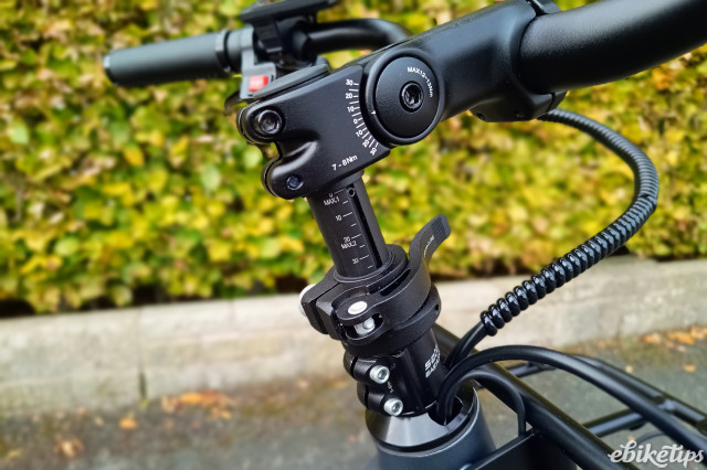 ADO Air One Pro steerer.jpg