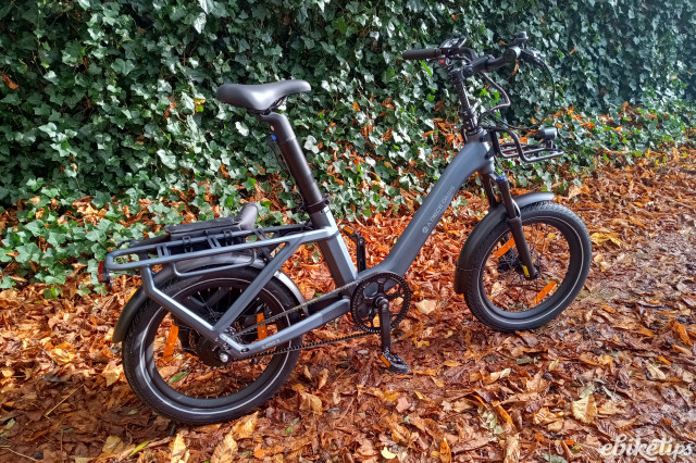 ADO Air One Pro with rucksack pannier.jpg