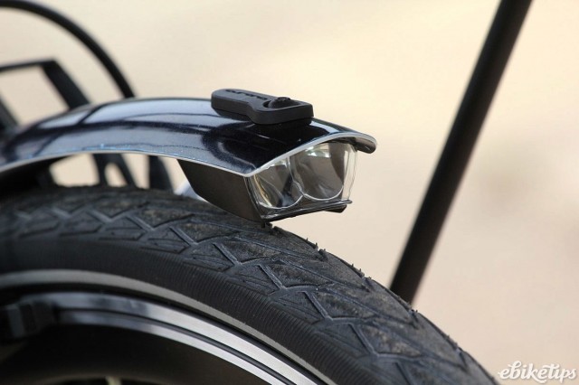 Bergamont Sweep N8 Di2 - front light.jpg