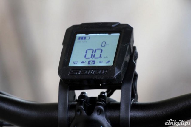 Carrera Crossfire-E Womens Electric Bike - display.jpg