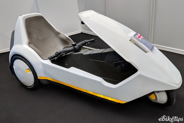 Cycle Show 2018 Sinclair C5.jpg