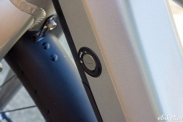 EBCO Urban 3R battery lock.jpg