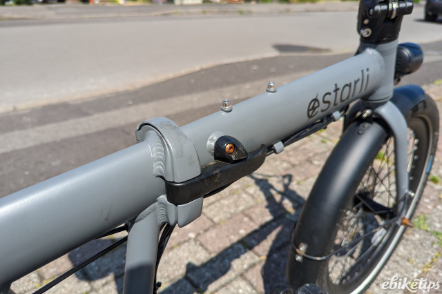 Estarli e20 Folding Hinge 1.jpg