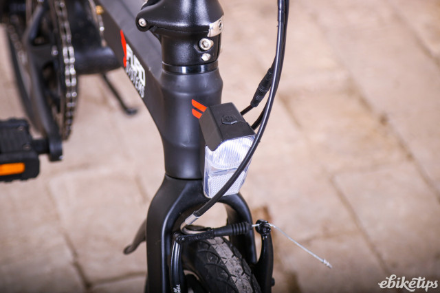 Furo Systems eTura - front light.jpg