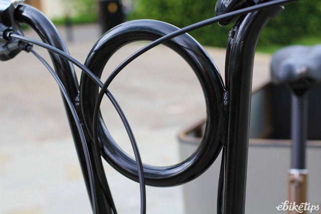 Iceni cargo trike - handlebars.jpg