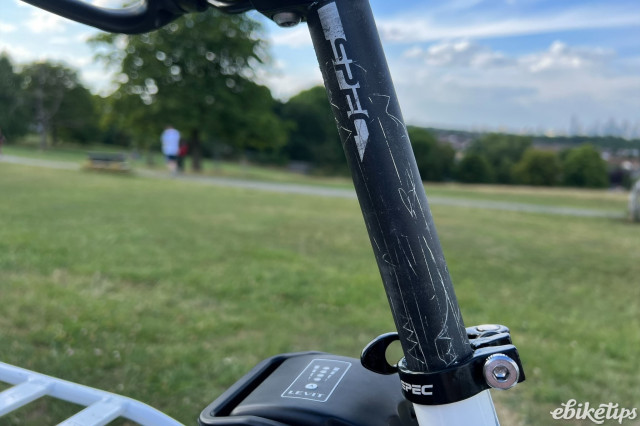 Levit Chilo 3 seat post.jpg