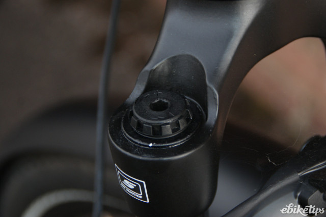 Merida eSPRESSO City 400 EQ Fork Adjustment.JPG