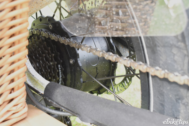 Mycle Cargo motor.JPG
