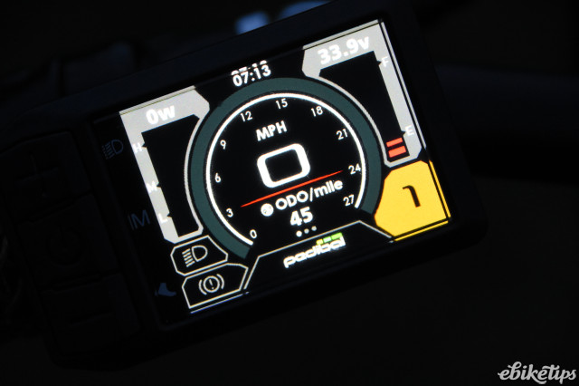 Pedibal Navigata Display.JPG