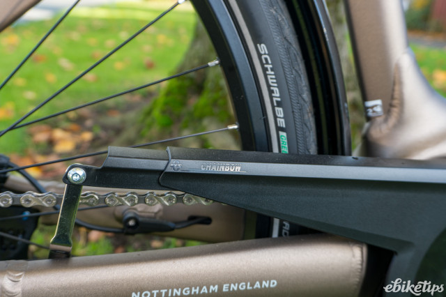 Raleigh Motus Tour chainguard.jpg