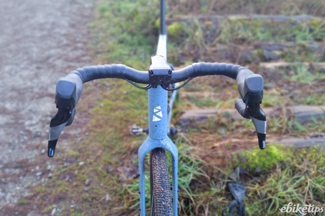 Ribble Allgrit E AL handlebars front.jpg