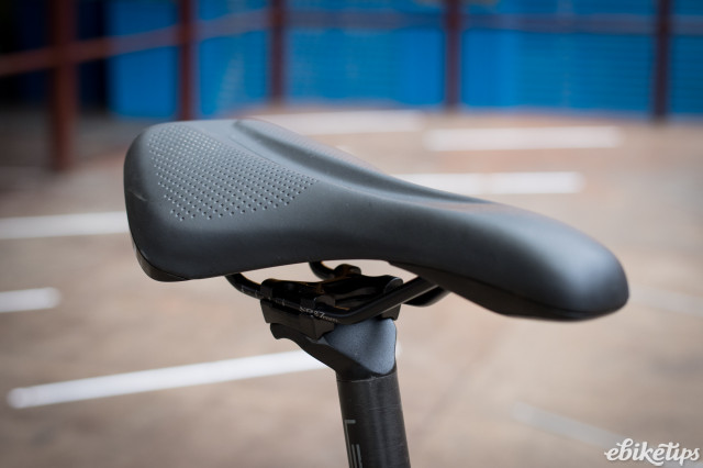 Ribble CGR AL e step through - saddle.jpg