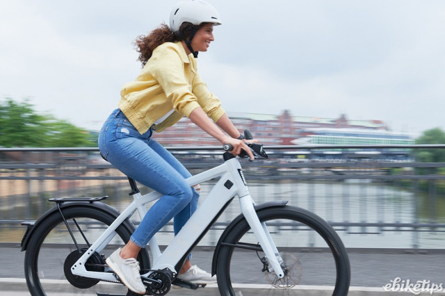 Speeding ebike 2.jpg