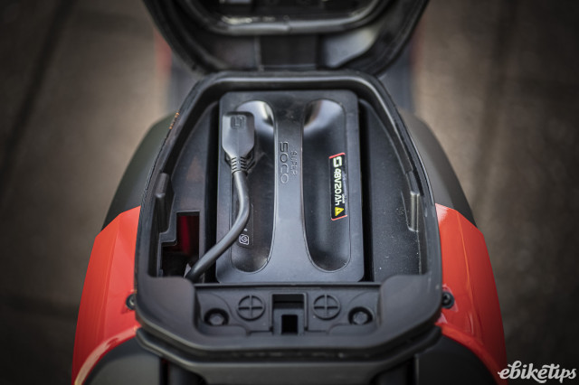 Super Soco CU Mini battery.jpg