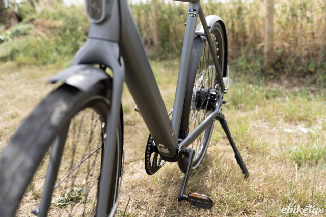 Tenways CGO600 Plus kickstand.jpg