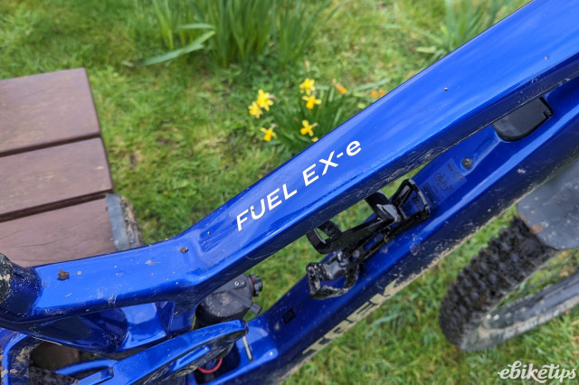 Trek Fuel EXe 9 top tube.jpg