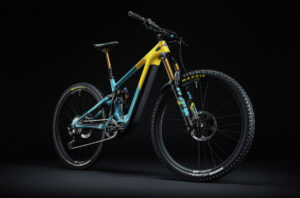 2022 YetiCycles 160E T1 hero 3q.jpeg