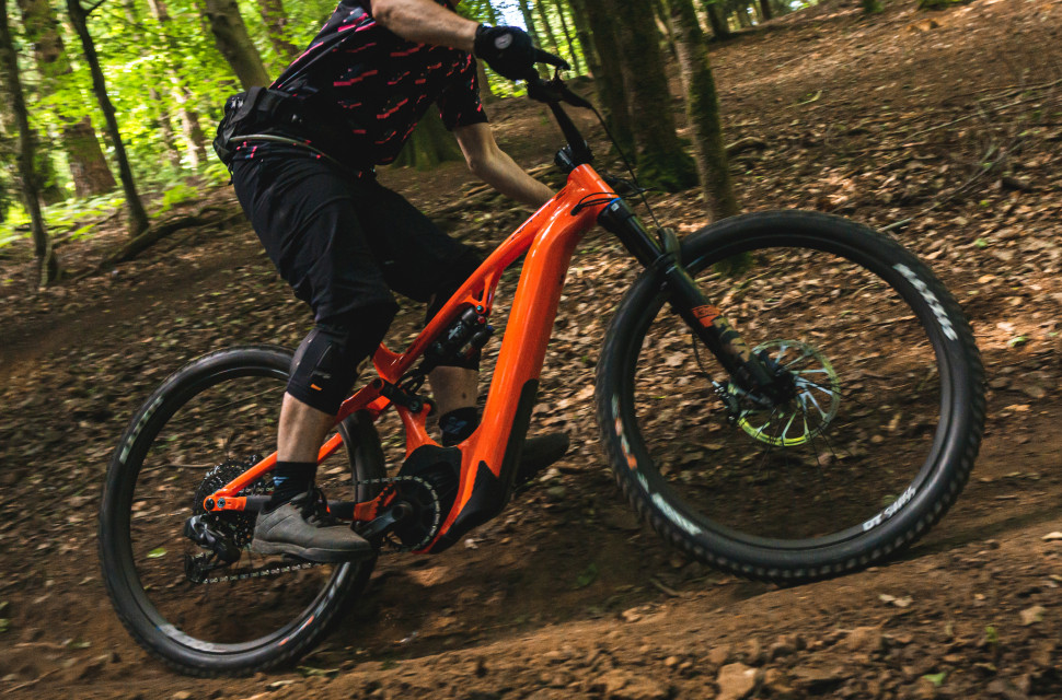 2022 whyte e-160 rsx 29 cover 2