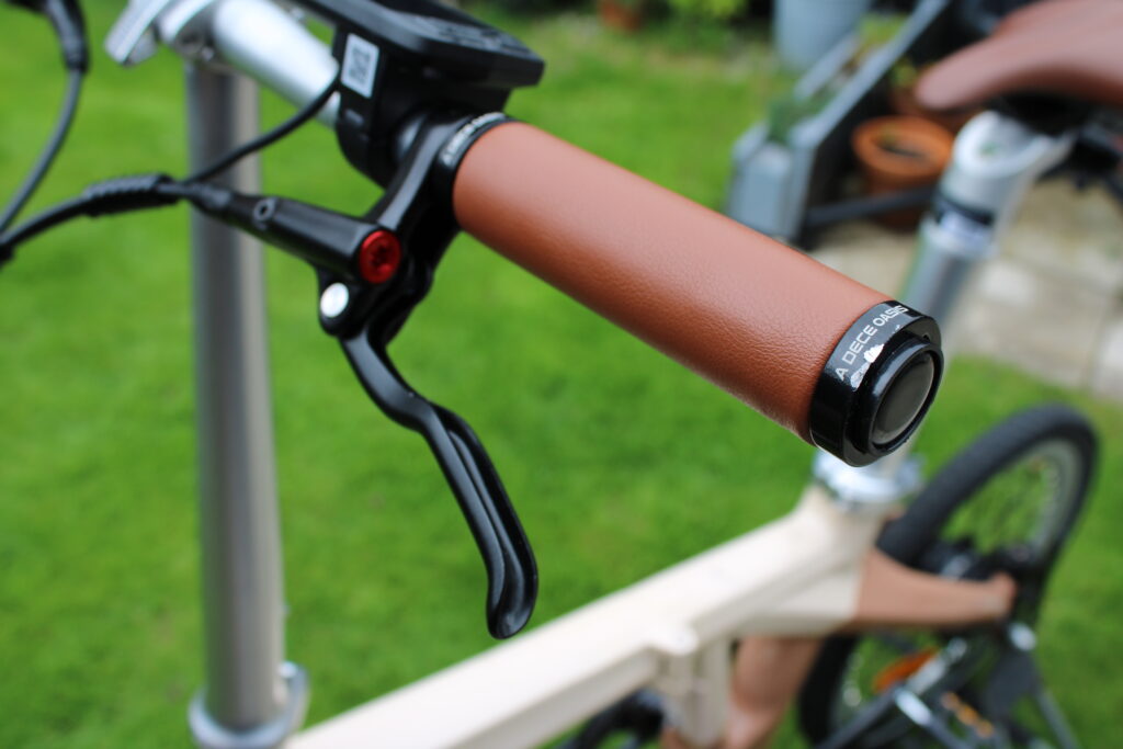 2024 ADO Air Carbon Handlebar Grip