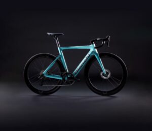 42024-bianchi-e-oltre-e-bike.jpg