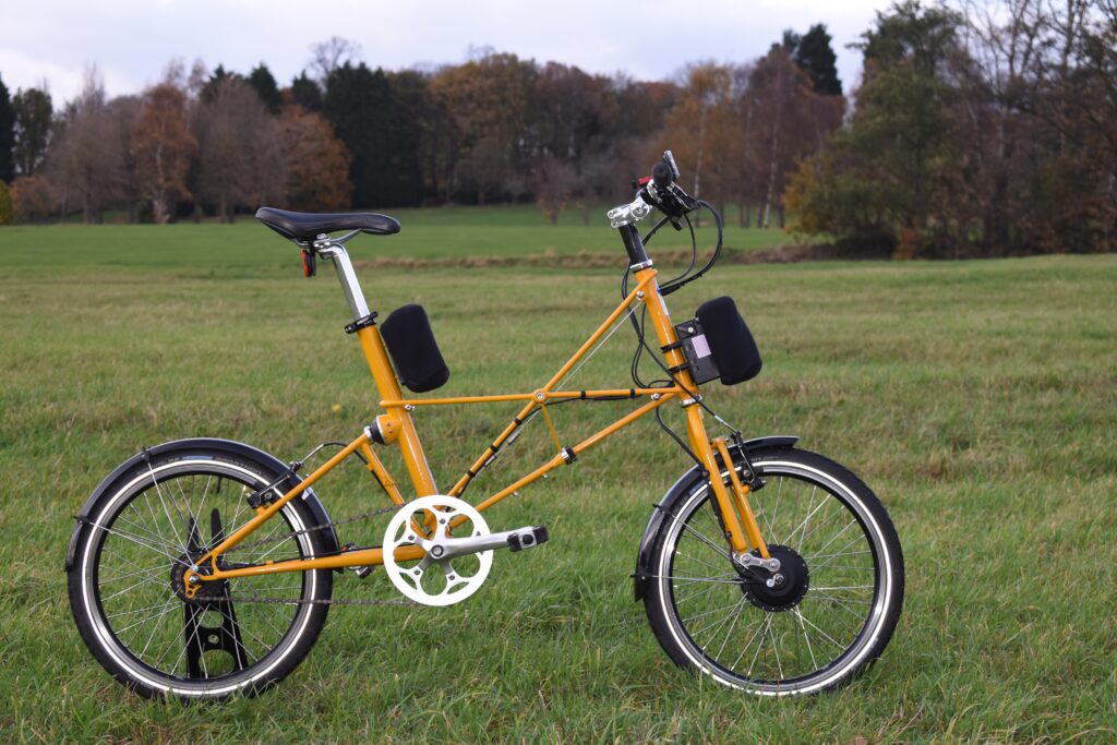 ARCC kit fitted to Moulton with extra batteyr holder