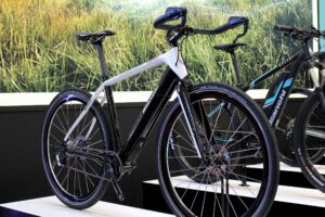 Bianchi e-Dorado – full bike.jpg