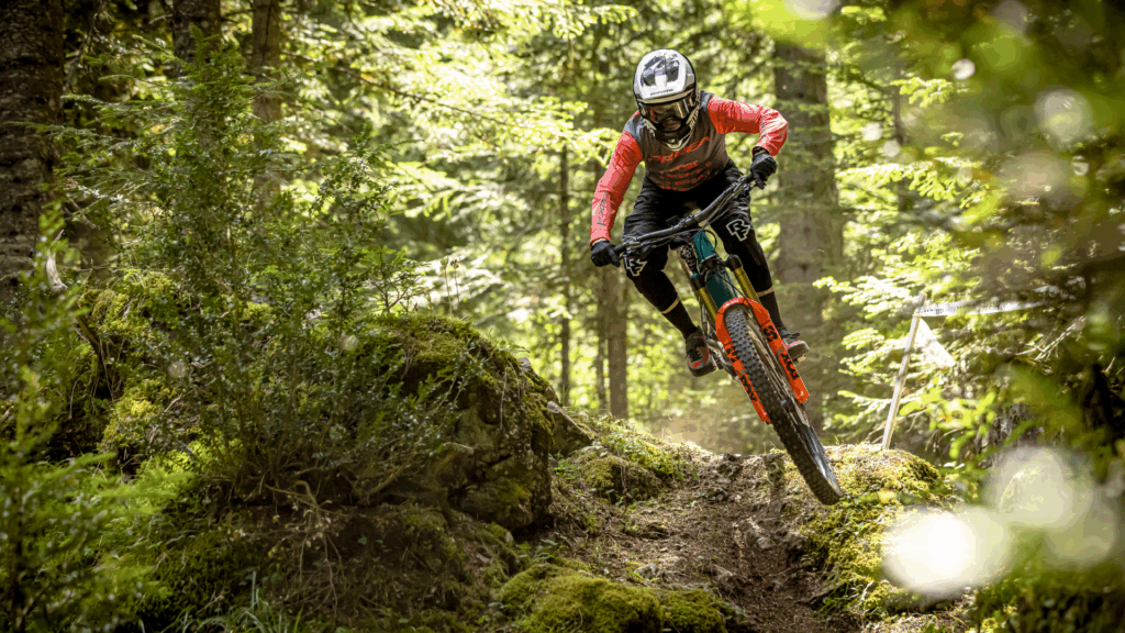 Bosch Performance Line CX Race Limited Edition riding.png