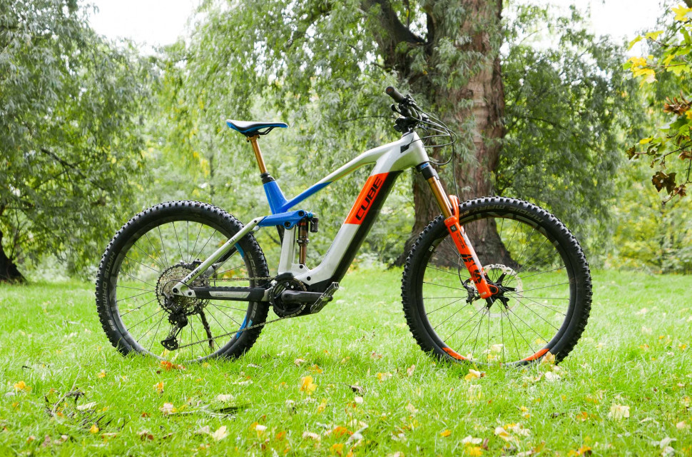 Cube-Stereo-Hybrid-160-HPC-Actionteam-625-275-2020-review-100