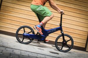 Gocycle G3 riding -5.jpg