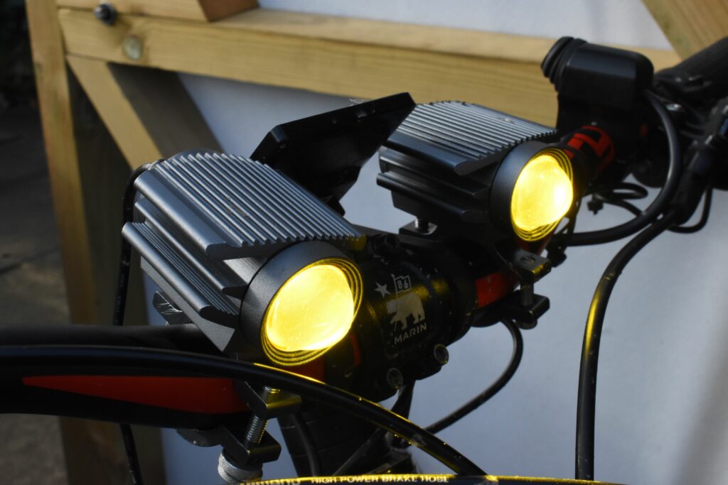 High quality CYC kit lighting on dipped beam