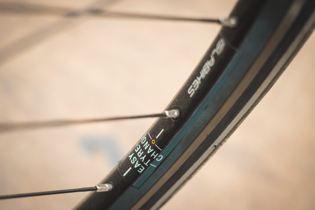Isla bikes e-Janis – rim.jpg
