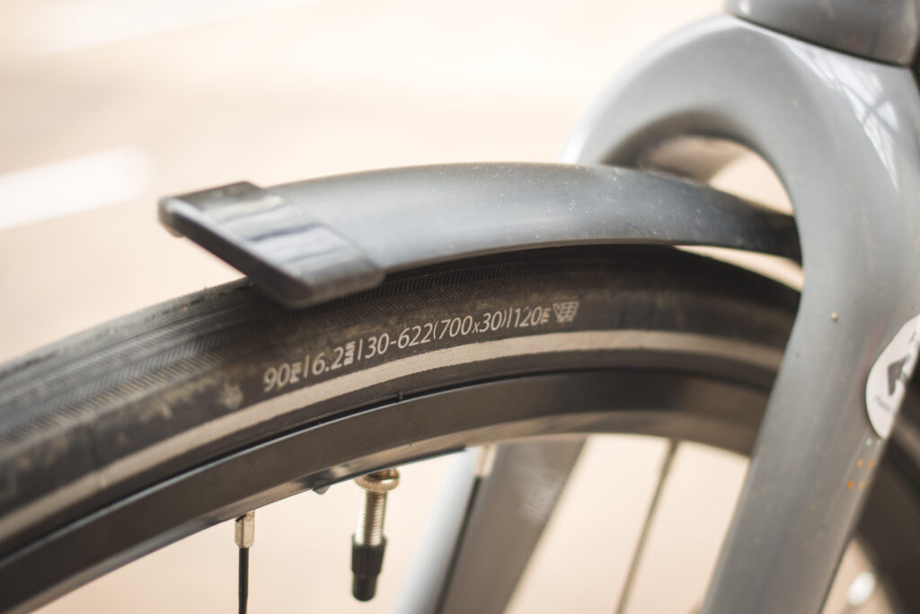 Isla bikes e-Janis – tyre and mudguard.jpg