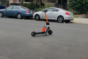 JumpWatts e-scooter.jpg