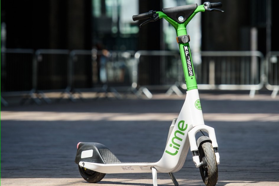 Lime e-scooter.jpg