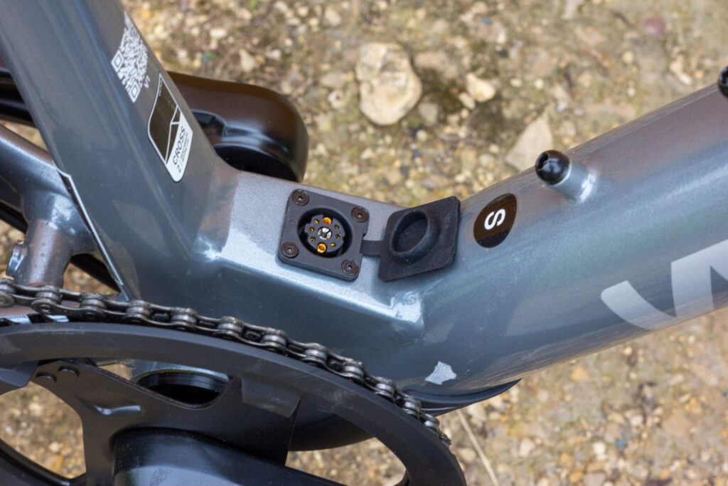 Whyte RheO charge port