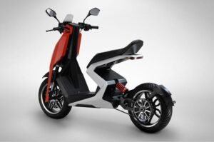 zapp_i300_persp_rear.jpg