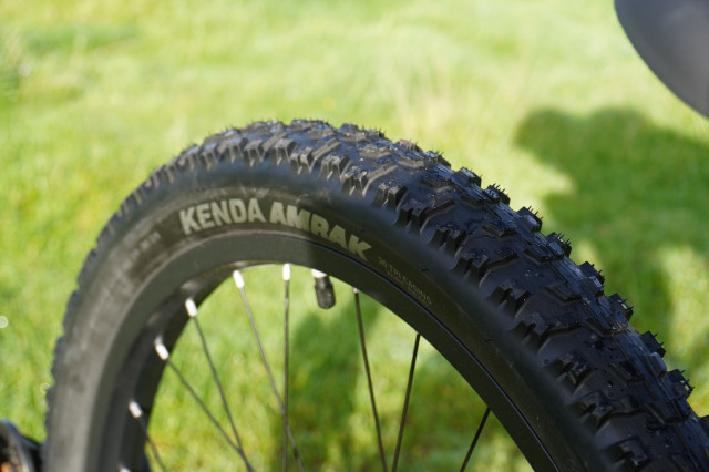  2026 Trek Wahoo Trail 24 wheel.JPG