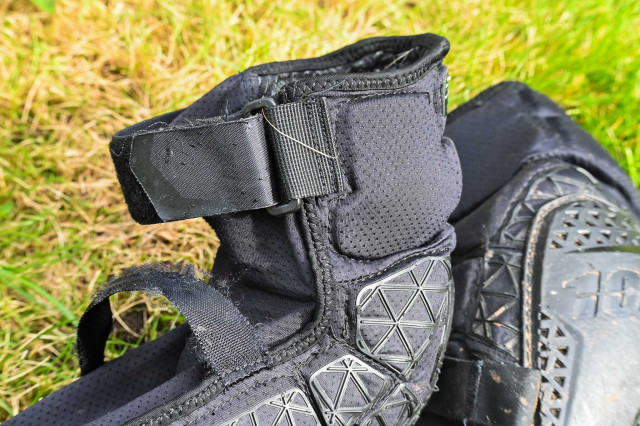 100-Surpass-knee-guards-review-102.jpg