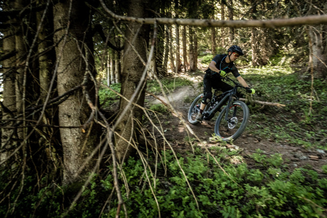 2019-Lapierre-Overvolt-Carbon-AMi-900-review-Jeremy-Bernard-100.jpg
