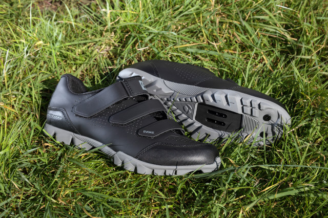 2020 Bontrager Evoke tread.jpg
