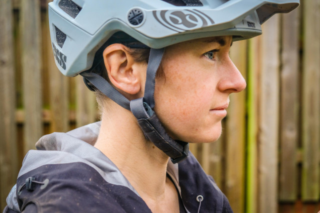 2020 IXS Trigger AM helmet-8.jpg